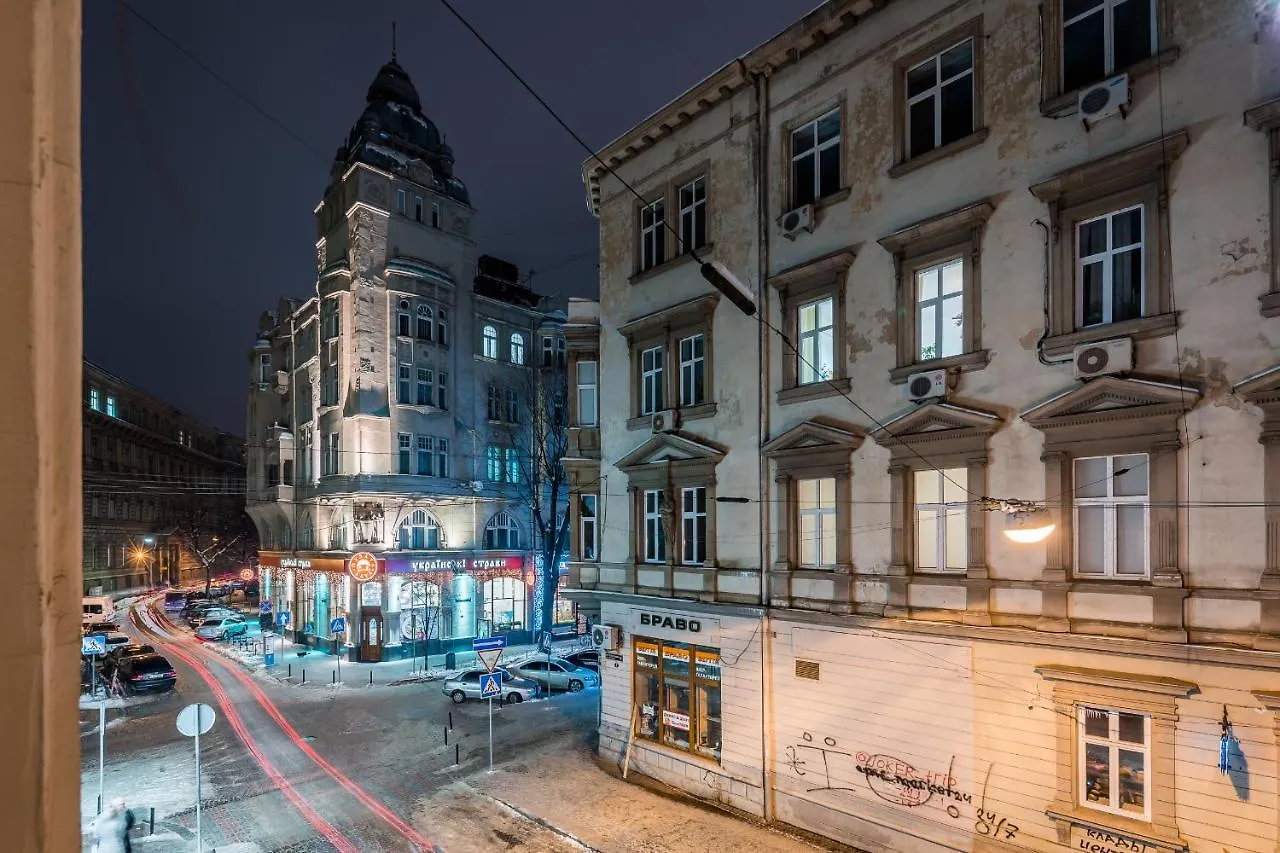 Bv Apartments Black And White Lviv 0*,