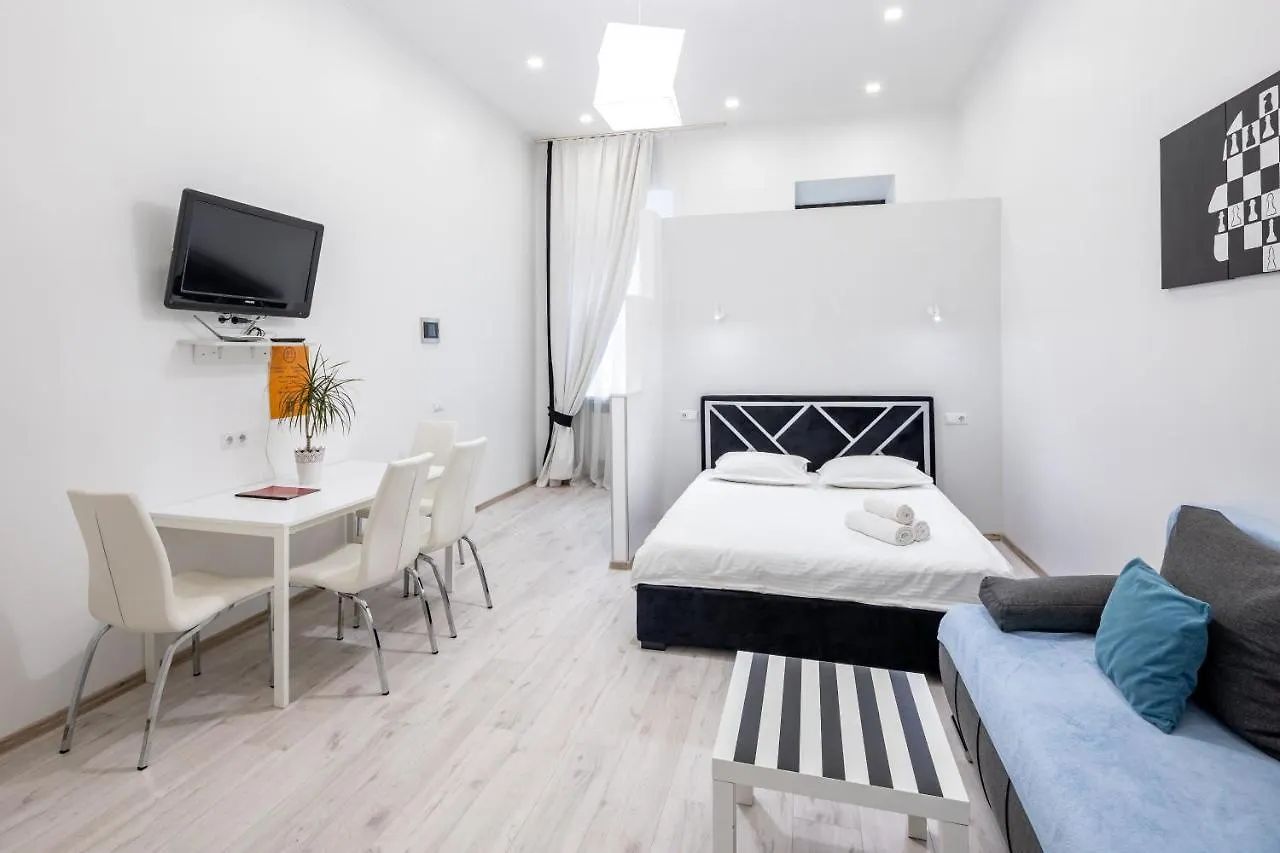 Bv Apartments Black And White Львов