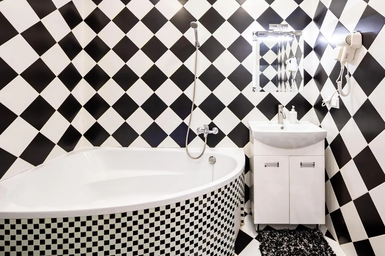 Bv Apartments Black And White Львов