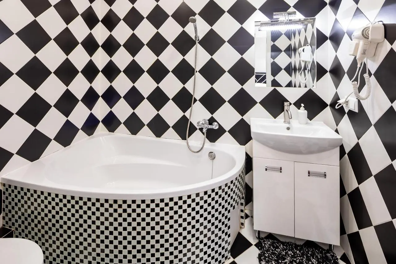 Bv Apartments Black And White Львов